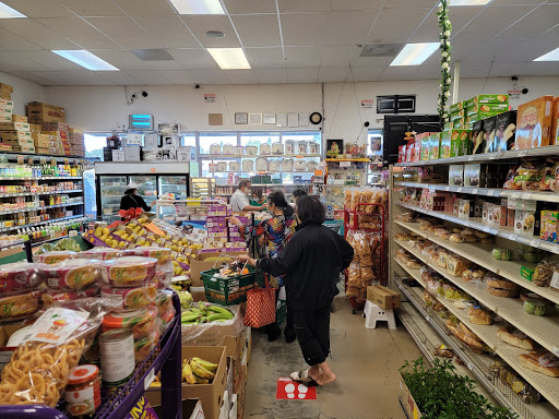 Asian Grocery Store «Tola Angkor Asian Market», reviews and photos, 11320 NE 49th St, Vancouver, WA 98682, USA