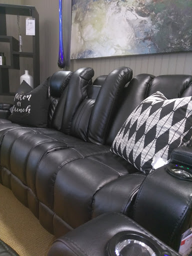 Furniture Store «Value City Furniture», reviews and photos, 4095 Richmond Rd, Warrensville Heights, OH 44122, USA