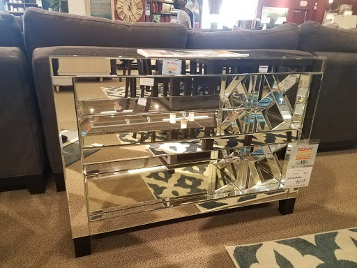 Furniture Store «Art Van Furniture - Auburn Hills», reviews and photos, 4612 Baldwin Rd, Auburn Hills, MI 48326, USA