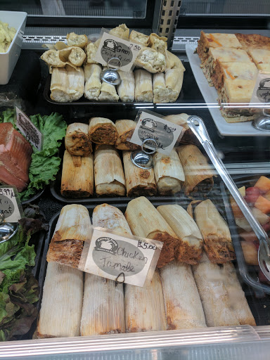 Grocery Store «Harvest Fresh Grocery & Deli», reviews and photos, 251 NE 3rd St, McMinnville, OR 97128, USA