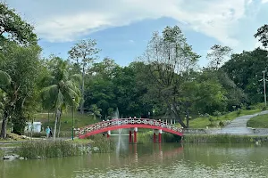 Reservoir Park, Kuching image