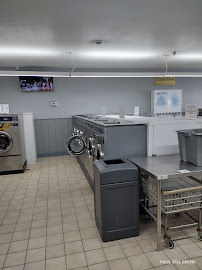 The Laundry Room Northwood - Photo 9 - Car repair in Northwood, OH, Toledo