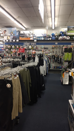 Sporting Goods Store «Big 5 Sporting Goods - Fremont», reviews and photos, 3820 Mowry Ave, Fremont, CA 94538, USA