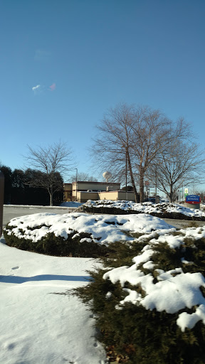 American Restaurant «Cracker Barrel Old Country Store», reviews and photos, 1511 Riverboat Center Dr, Joliet, IL 60431, USA