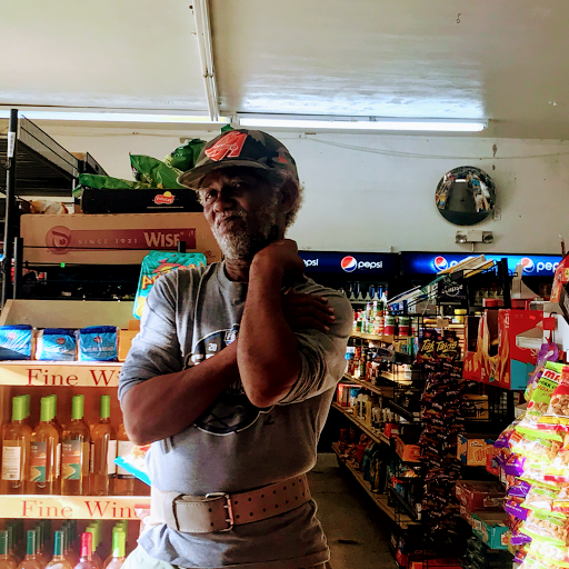 Grocery Store «Safari Hood Market», reviews and photos, 6420 SW 62nd Ave, South Miami, FL 33143, USA