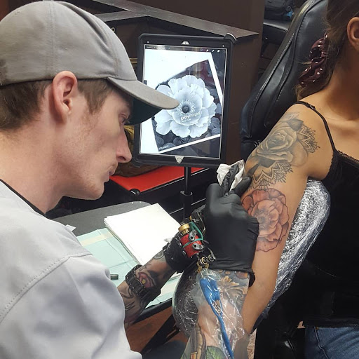 Tattoo Shop «Riot Ink Custom Tattoos», reviews and photos, 8761 Smoky Row Rd, Powell, OH 43065, USA