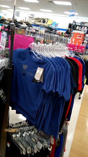 Sporting Goods Store «Big 5 Sporting Goods - Longview», reviews and photos, 600 Triangle Shopping Center #150, Longview, WA 98632, USA