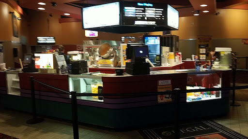 Movie Theater «Regal Cinemas Hooksett 8», reviews and photos, 100 Technology Dr, Hooksett, NH 03106, USA