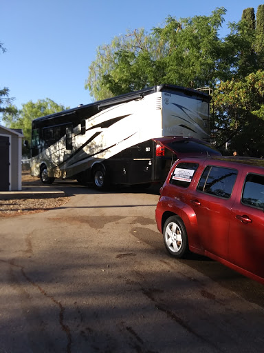 Pittman And Sons Mobile Auto Detailing en Spring Valley