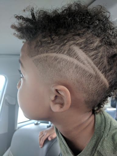 Barber Shop «New York Style Barber Shop», reviews and photos, 656 Beal Pkwy NW # A, Fort Walton Beach, FL 32547, USA