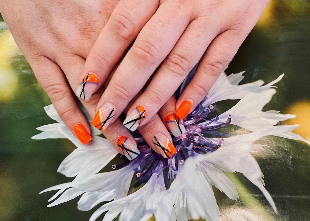 Beautiful Nails 18330