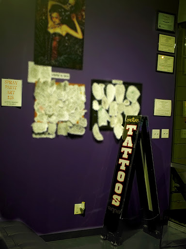 Tattoo Shop «Inkfamous Tatoo Studio», reviews and photos, 353 Vincennes St, New Albany, IN 47150, USA