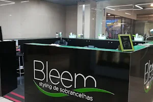 BLEEM - Styling de Sobrancelhas image