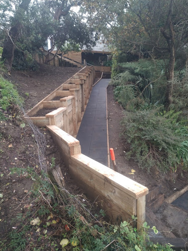 Reviews of Kapiti Hardscaping and handyman services limited in Woodville - Construction company