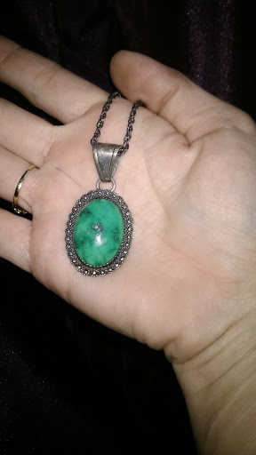 Mr. Johnnys Antique Shop