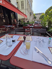 Atmosphère du Restaurant français Restaurant La Tour à Versailles - n°1