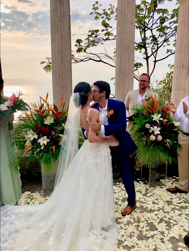 Bridal Shop «Blue Bridal Boutique», reviews and photos, 1007 S Congress Ave, Austin, TX 78704, USA