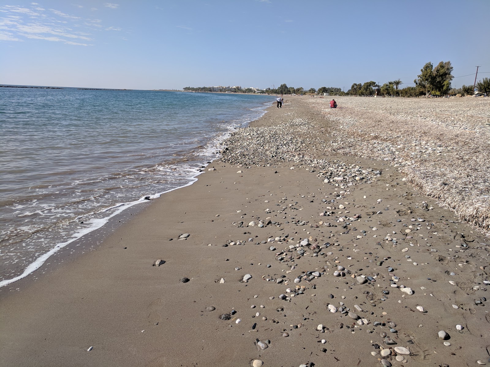 Yeroskipou beach的照片 带有蓝色的水表面