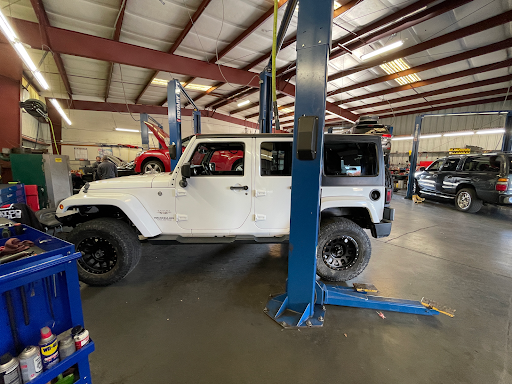 Mechanic «Folsom Auto Center», reviews and photos, 915 Bidwell St, Folsom, CA 95630, USA