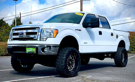 Used Car Dealer «Zamora Auto Llc», reviews and photos, 2640 Portland Rd NE, Salem, OR 97301, USA