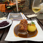 Photo n°1 de l'avis de Agent. fait le 14/09/2022 à 18:33 sur le  Hinterhöfle, Wein-, Biergarten & mehr im Herzen der Altstadt à Volkach