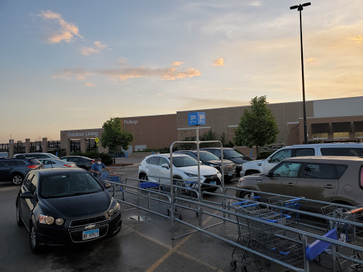 Department Store «Walmart Supercenter», reviews and photos, 1100 S Randall Rd, Elgin, IL 60123, USA