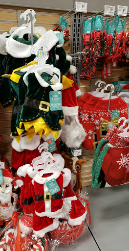 Pet Supply Store «PetSmart», reviews and photos, 9041 Snowden Square Dr, Columbia, MD 21045, USA