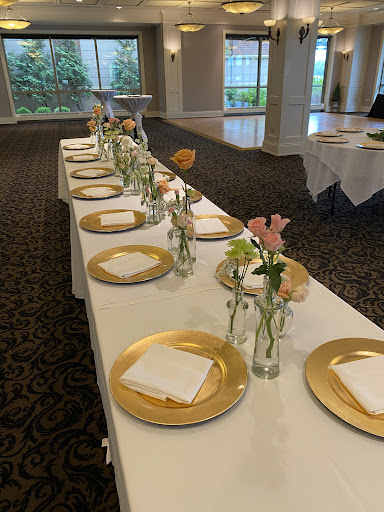 Florist «Cottage Garden Floral», reviews and photos, 2026 Rose Ct, La Crosse, WI 54603, USA