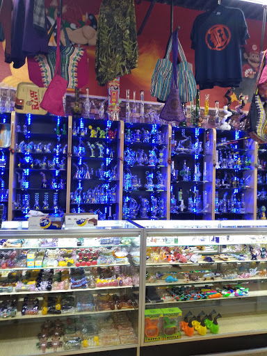 Vaporizer Store «Wildtree Smoke Shop», reviews and photos, 47056 Dequindre Rd, Shelby Charter Township, MI 48317, USA