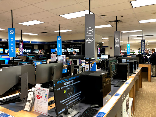 Computer Store «Micro Center», reviews and photos, 3710 Minnesota 100 South, St Louis Park, MN 55416, USA