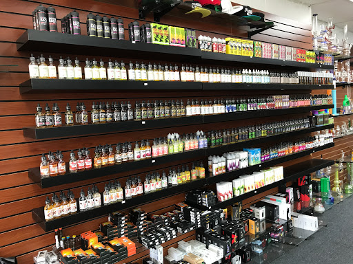 Tobacco Shop «Tobacco Town & Vape», reviews and photos, 9435 W Irving Park Rd, Schiller Park, IL 60176, USA