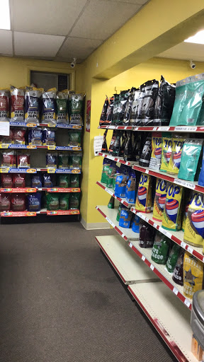 Vaporizer Store «Cigarette Outlet & Vapor Lounge», reviews and photos, 2141 Lincoln Hwy E, Lancaster, PA 17602, USA