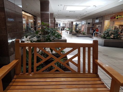Shopping Mall «Colonial Park Mall», reviews and photos, 4600 Jonestown Rd, Harrisburg, PA 17109, USA