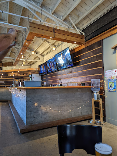 Brewery «French Broad Brewery», reviews and photos, 101 Fairview Rd # D, Asheville, NC 28803, USA