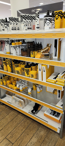 Hair Salon «Ulta Beauty», reviews and photos, 2442 Brandon Park Cir, Brandon, FL 33511, USA