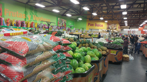 Grocery Store «El Super», reviews and photos, 5646 Whittier Blvd, Commerce, CA 90022, USA