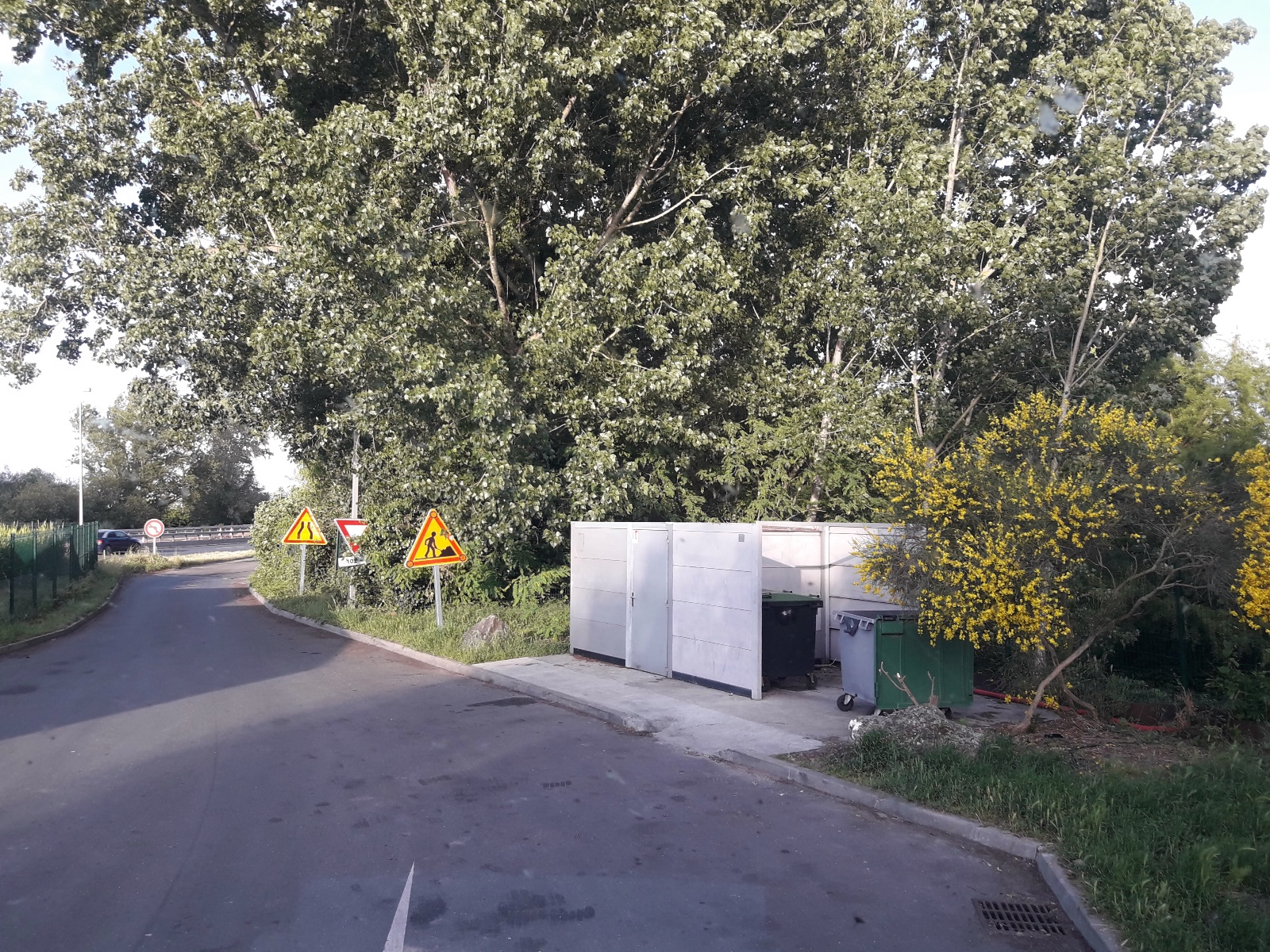 Photo n° 4 de l'avis de El.e fait le 11/05/2019 à 18:05