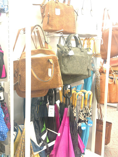 Shopping Mall «Laguna Crossroads», reviews and photos, 7419 Laguna Blvd, Elk Grove, CA 95758, USA