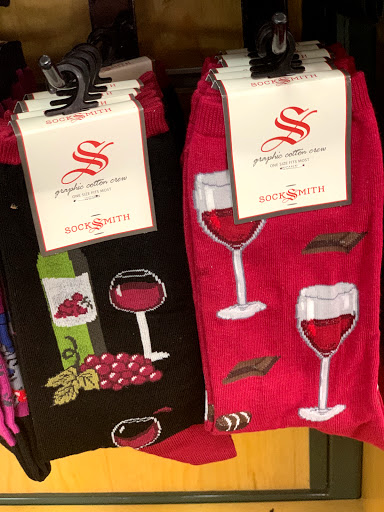 Shoe Store «Gimres Shoe Store Hillsboro», reviews and photos, 256 E Main St, Hillsboro, OR 97123, USA