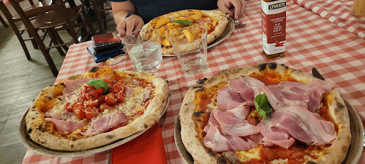Pomodoro Basilico Ristorante Pizzeria in Nova Milanoese, Provincia di Monza e della Brianza