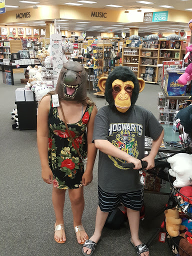 Book Store «Books-A-Million», reviews and photos, 335 Howe Ave, Cuyahoga Falls, OH 44221, USA