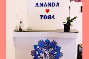 Ananda Yoga Santos image