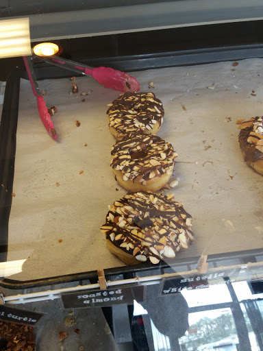 Donut Shop «Donut Worry», reviews and photos, 248 E Crogan St #6, Lawrenceville, GA 30046, USA