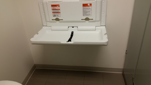 Furniture Rental Service «CORT Furniture Rental & Clearance Center», reviews and photos, 161 S Gary Ave, Carol Stream, IL 60188, USA