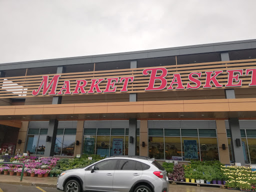 Grocery Store «Market Basket», reviews and photos, 110 Market Pl Dr, Waltham, MA 02451, USA