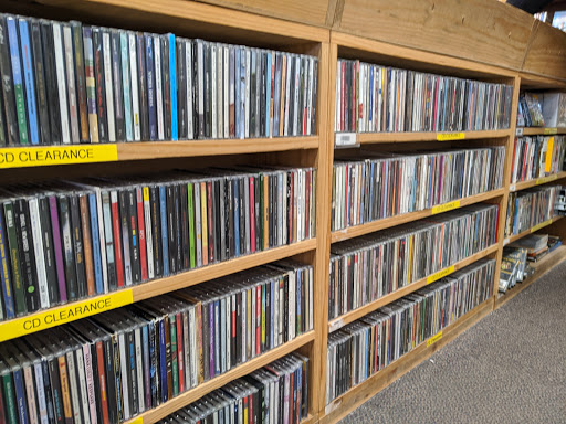 Book Store «Half Price Books», reviews and photos, 5032 S 74th St, Greenfield, WI 53220, USA