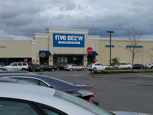 Variety Store «Five Below», reviews and photos, 3910 Commerce Blvd, Dickson City, PA 18519, USA