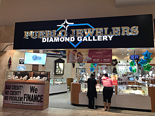 Pueblo Jewelers Diamond Gallery