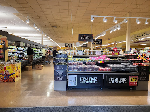 Supermarket «Stop & Shop Supermarket», reviews and photos, 301 Centre St, Jamaica Plain, MA 02130, USA