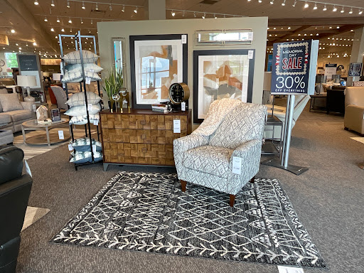 Furniture Store «La-Z-Boy Furniture Galleries», reviews and photos, 422 Randall Rd, South Elgin, IL 60177, USA